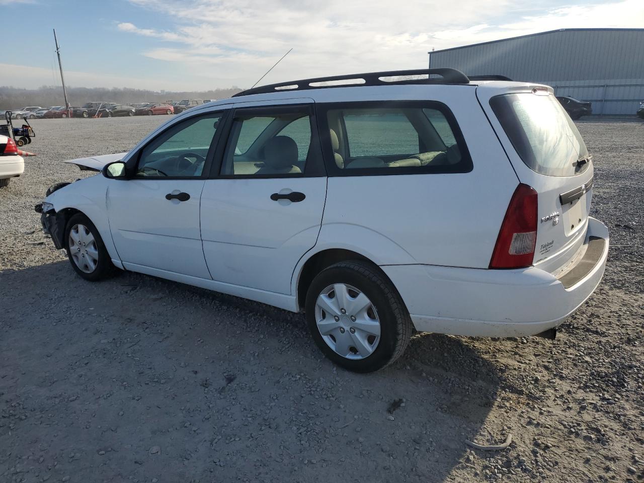 2005 Ford Focus - Image 2