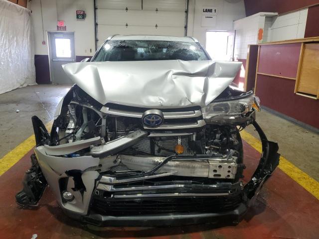  TOYOTA HIGHLANDER 2019 Srebrny