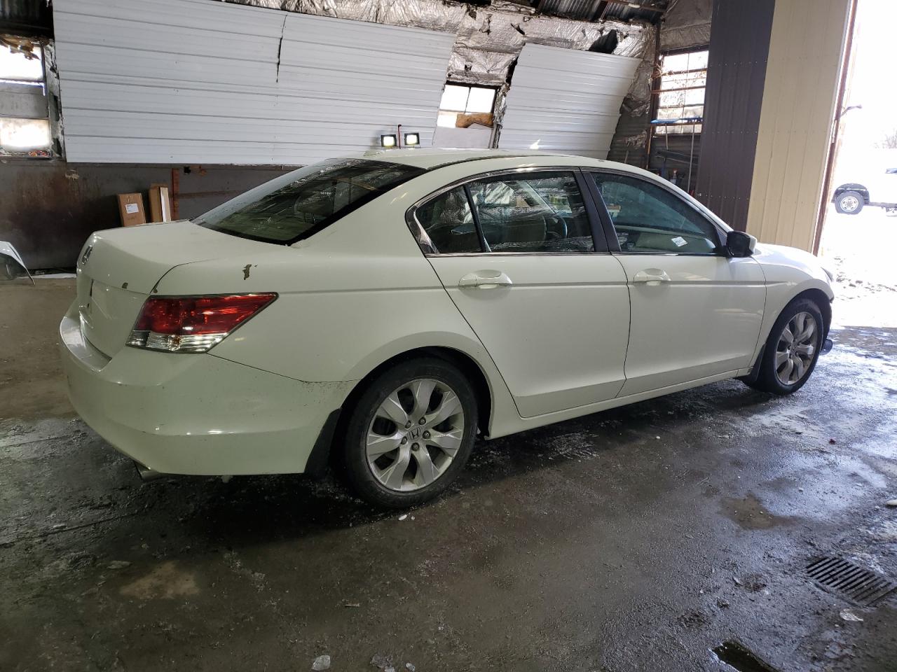 2010 Honda Accord - Image 3