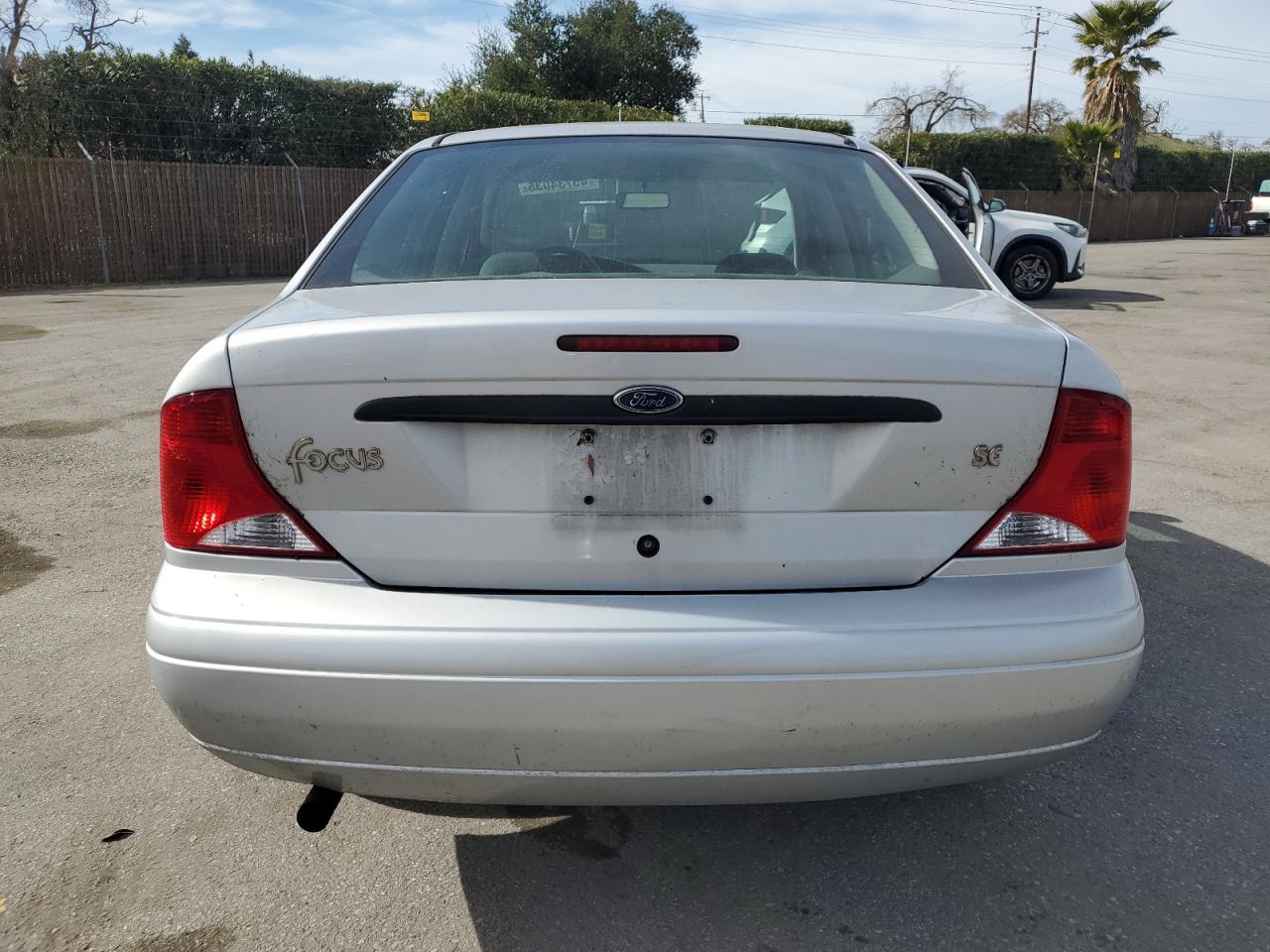 2001 Ford Focus - Image 6