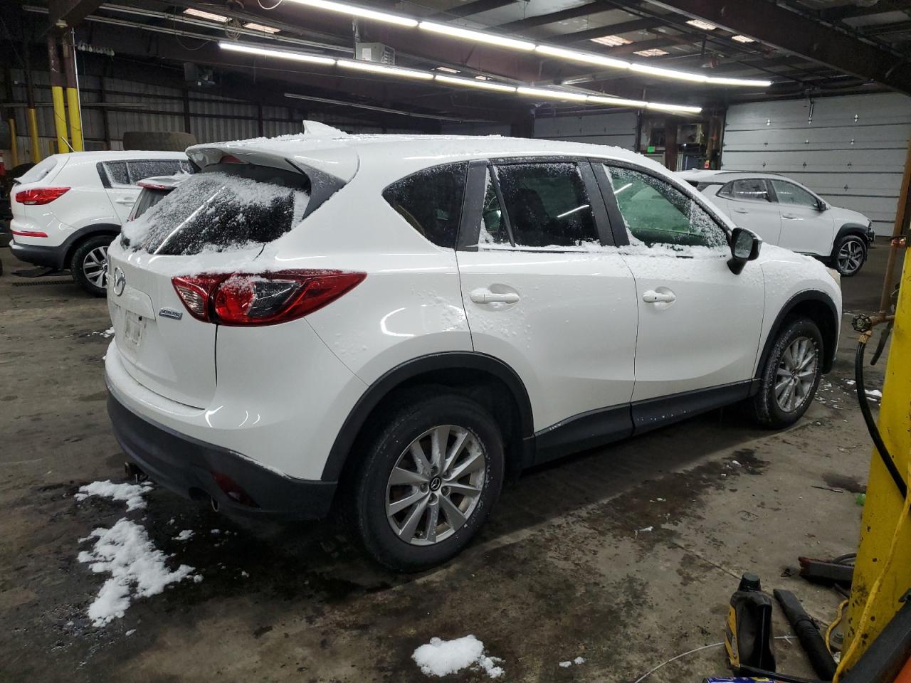 2016 Mazda CX-5 - Image 3