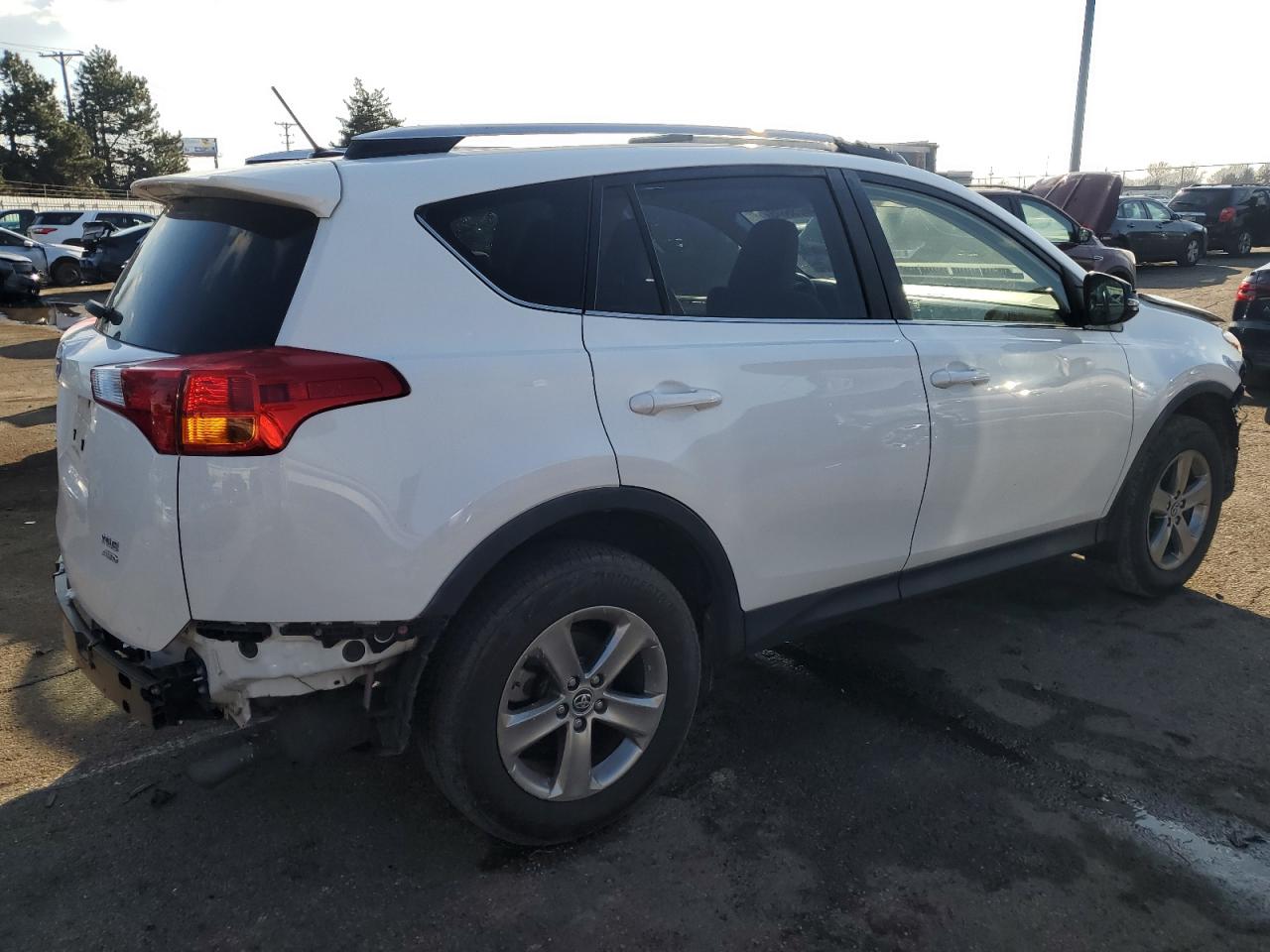 2015 Toyota RAV 4 - Image 3