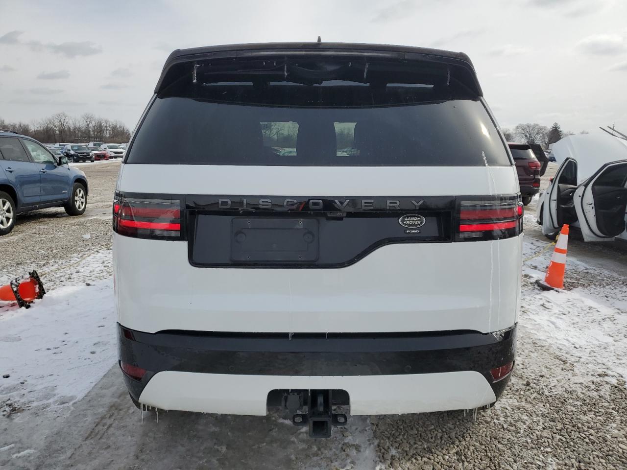 2021 Land Rover Discovery - Image 6