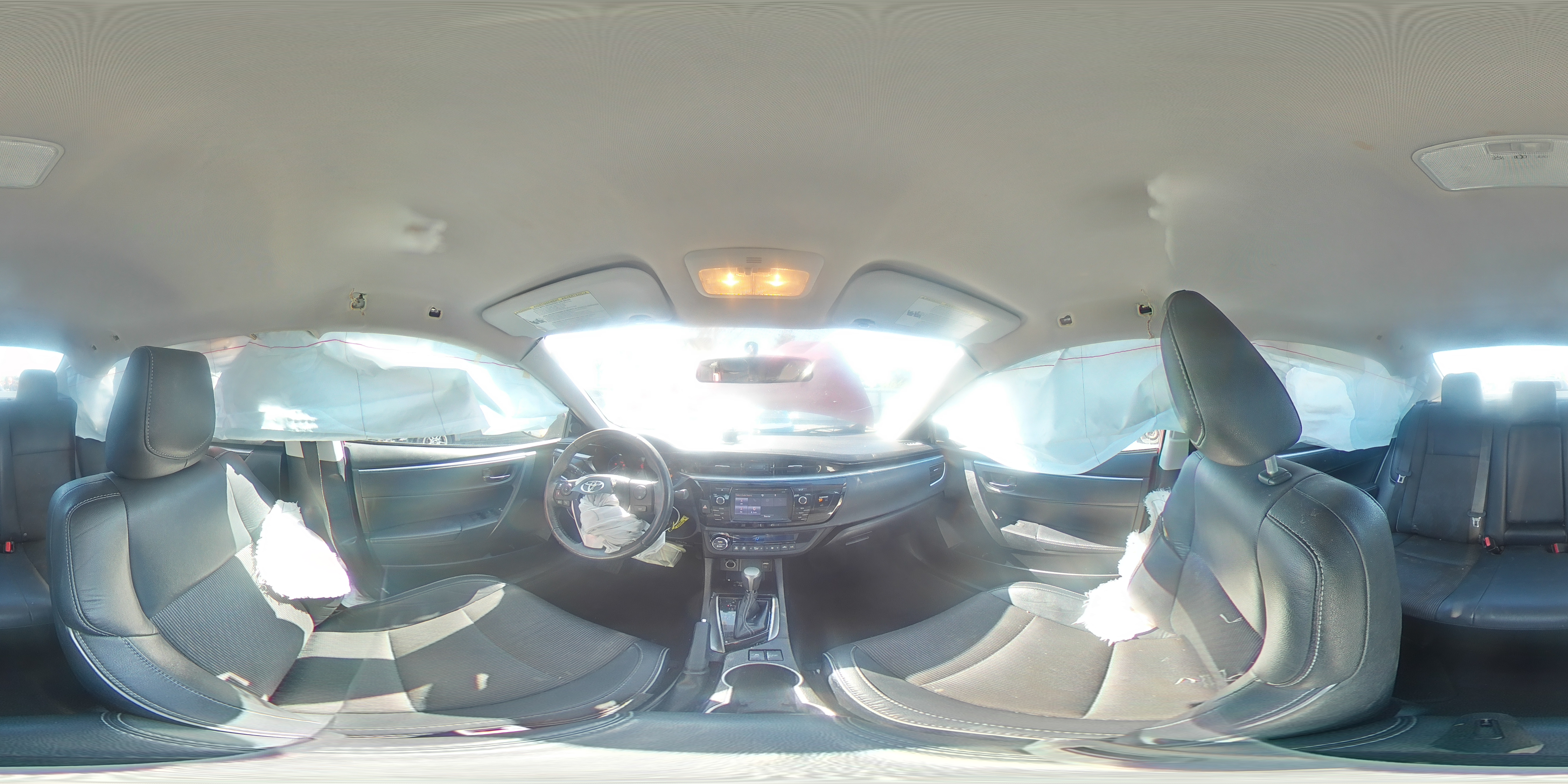 2015 Toyota Corolla - Image 13