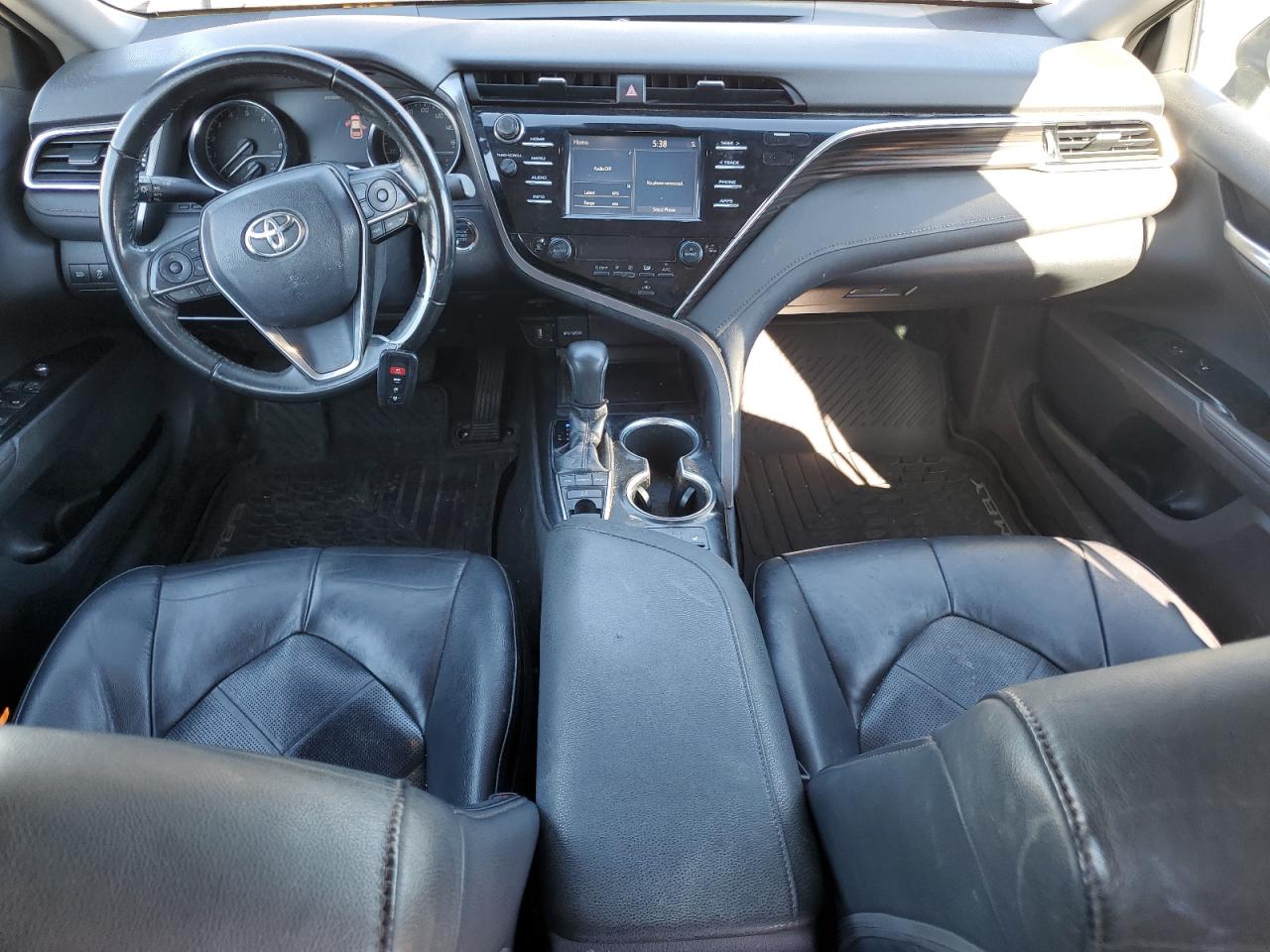 2018 Toyota Camry - Image 8