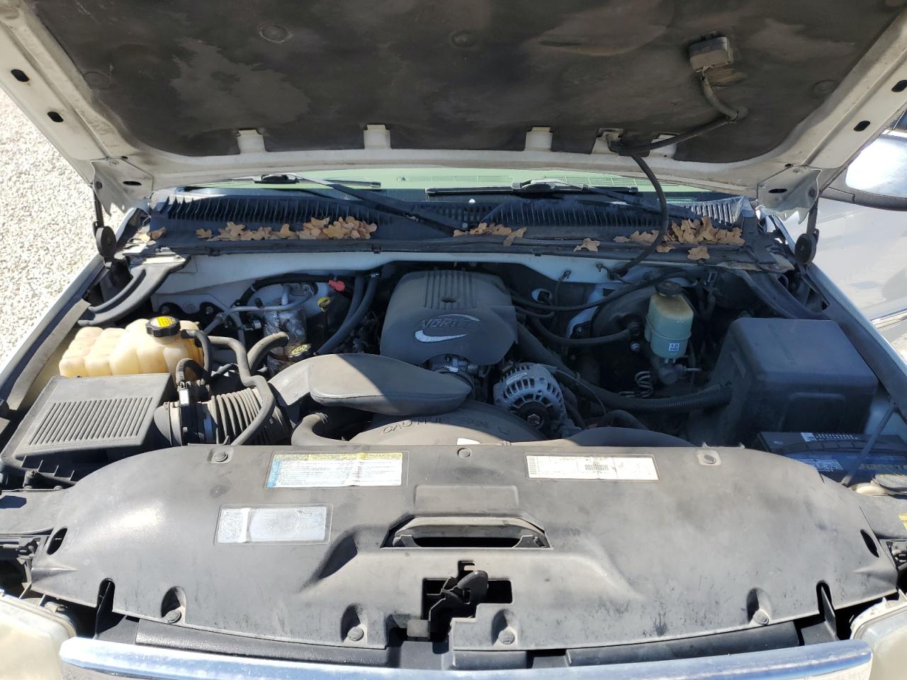 2001 GMC Sierra - Image 11