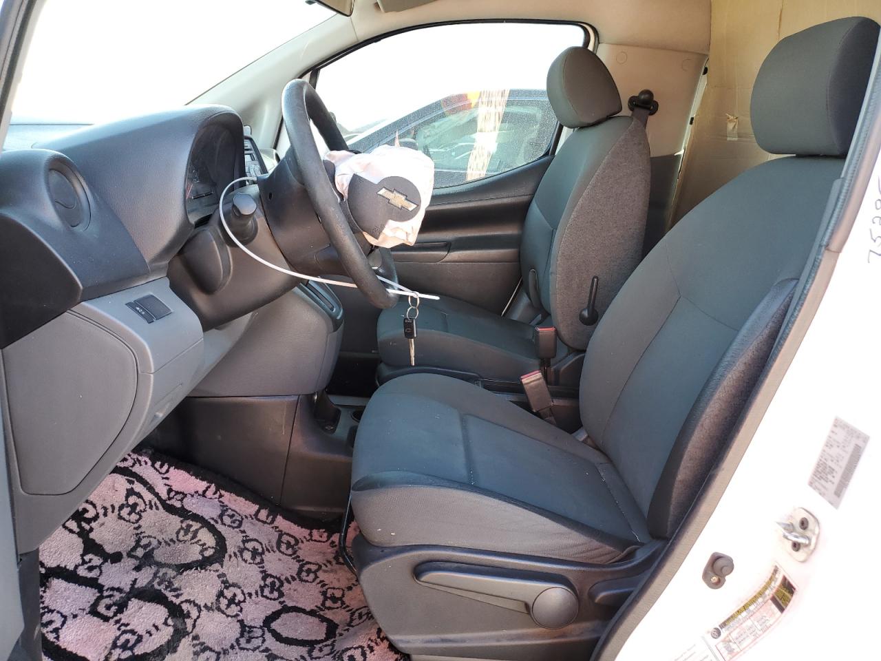 2015 Chevrolet Express - Image 7
