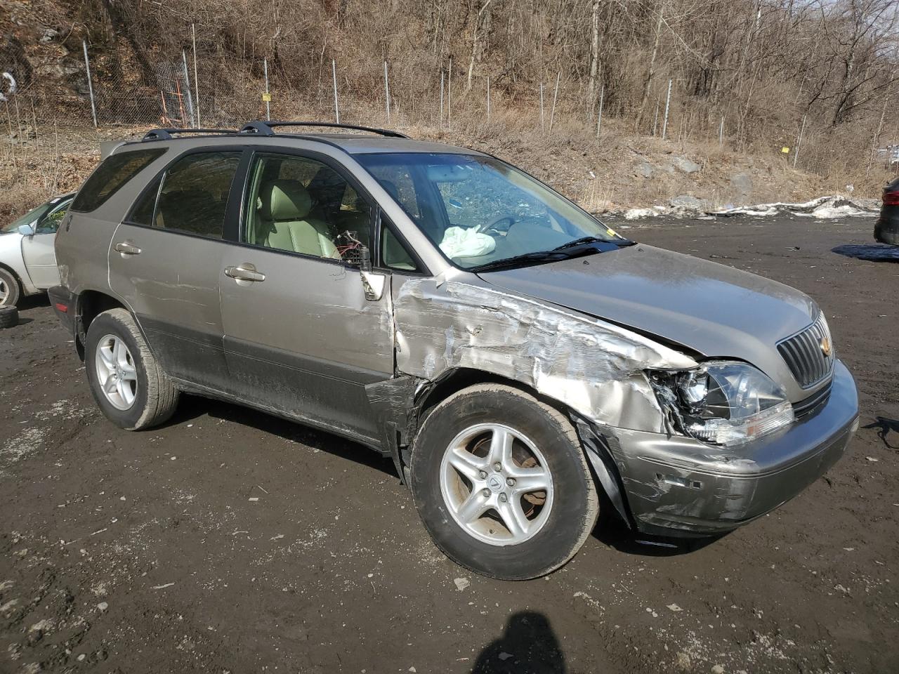 2000 Lexus RX - Image 4