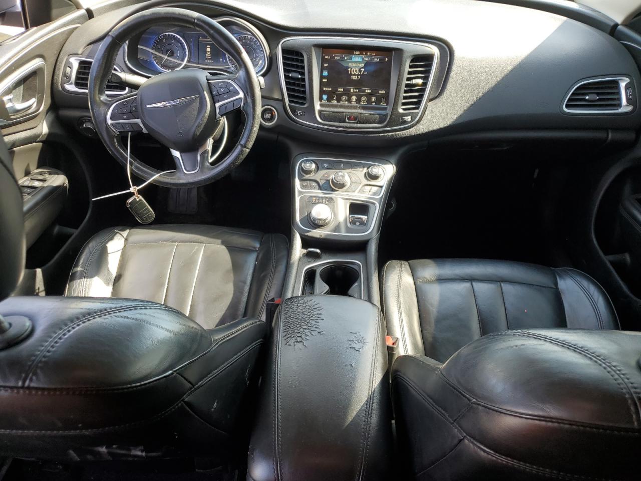 2017 Chrysler 200 - Image 8