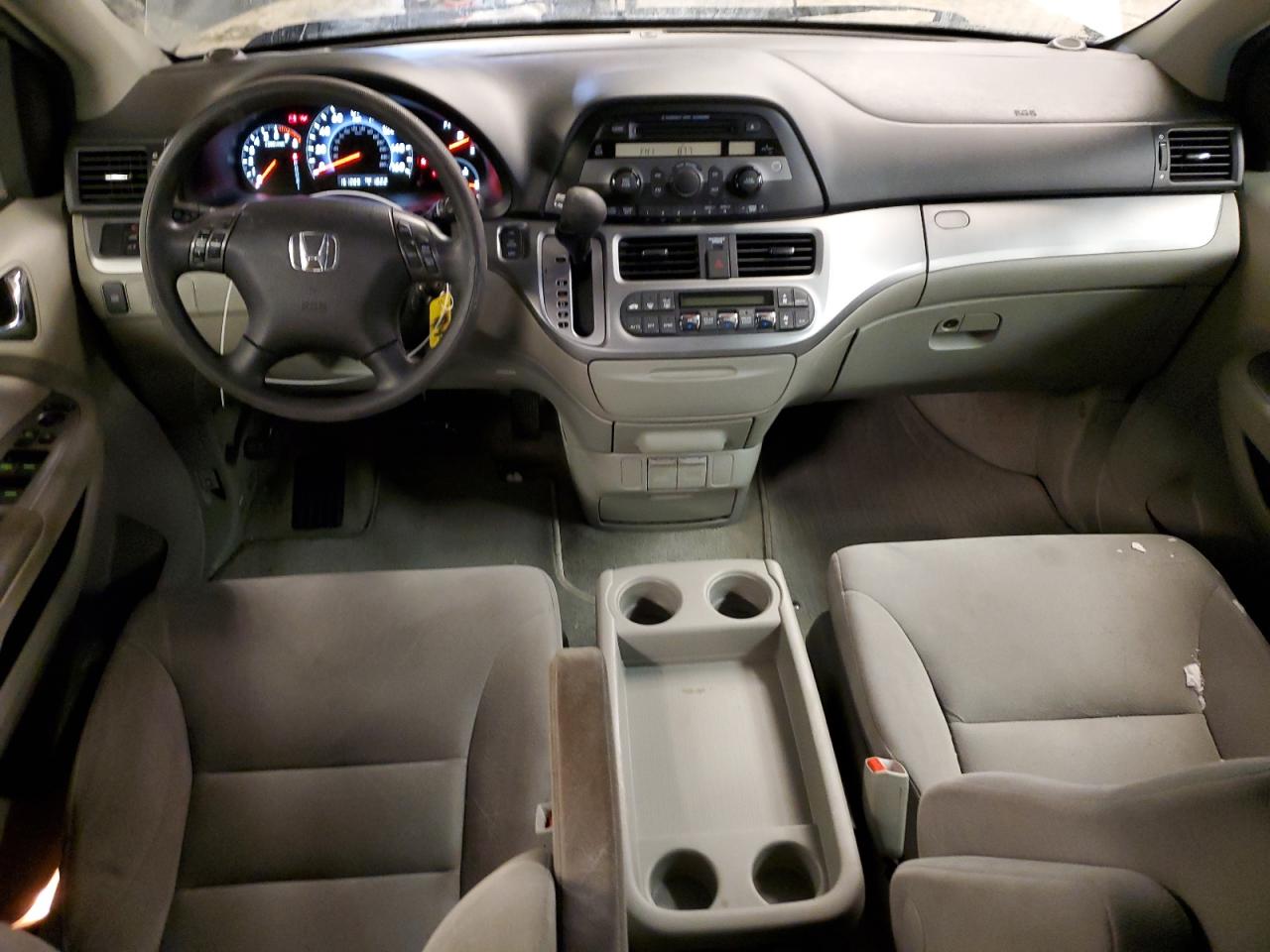 2008 Honda Odyssey - Image 8
