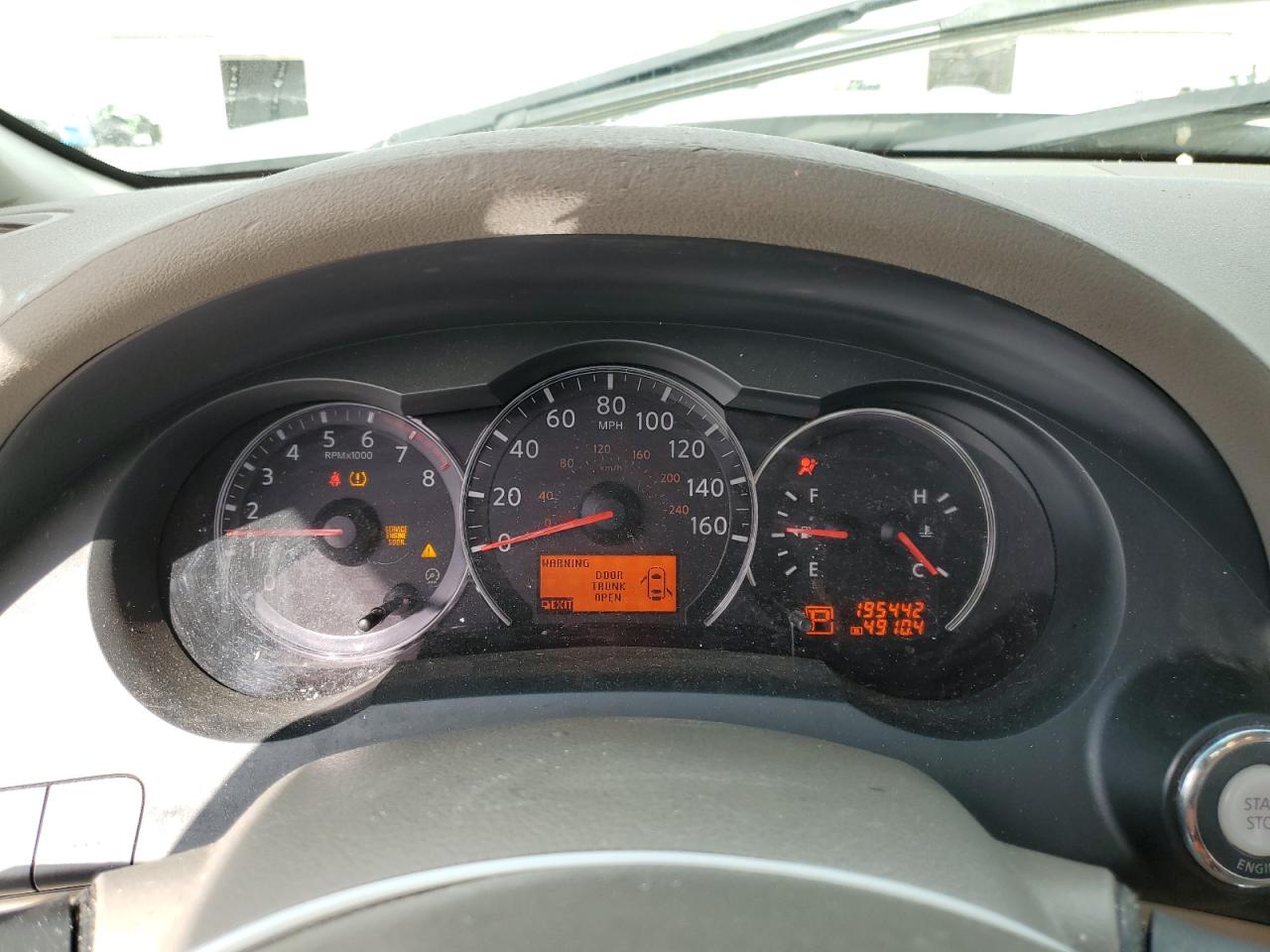 2010 Nissan Altima - Image 9
