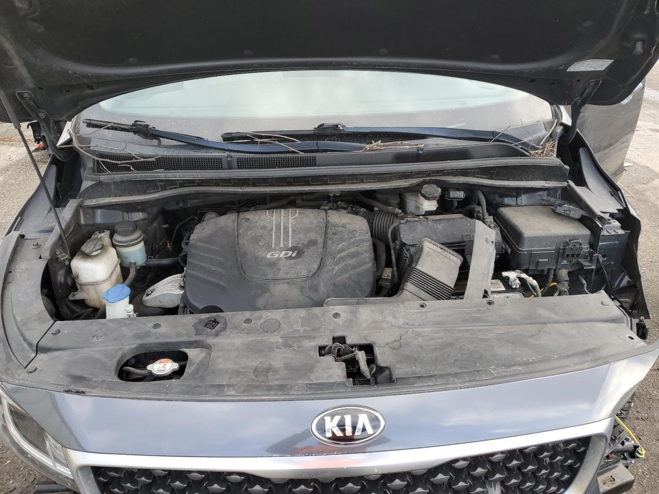 2016 Kia Sedona - Image 14