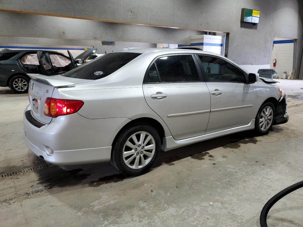2010 Toyota Corolla - Image 3