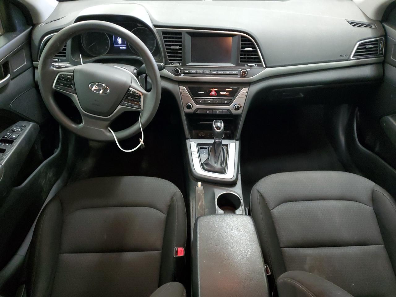 2018 Hyundai Elantra - Image 8