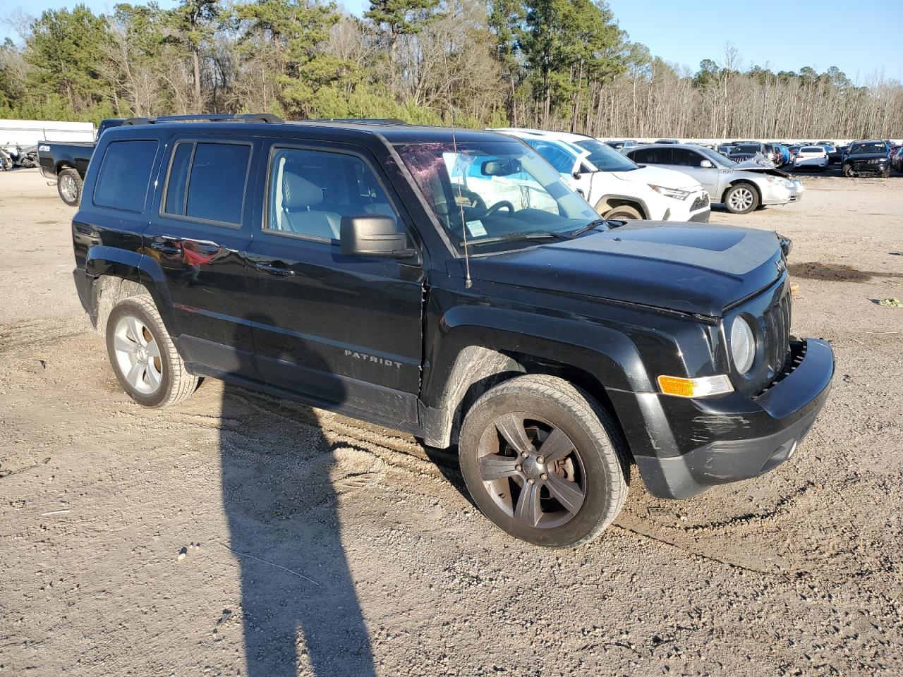 2016 Jeep Liberty (Patriot) - Image 4