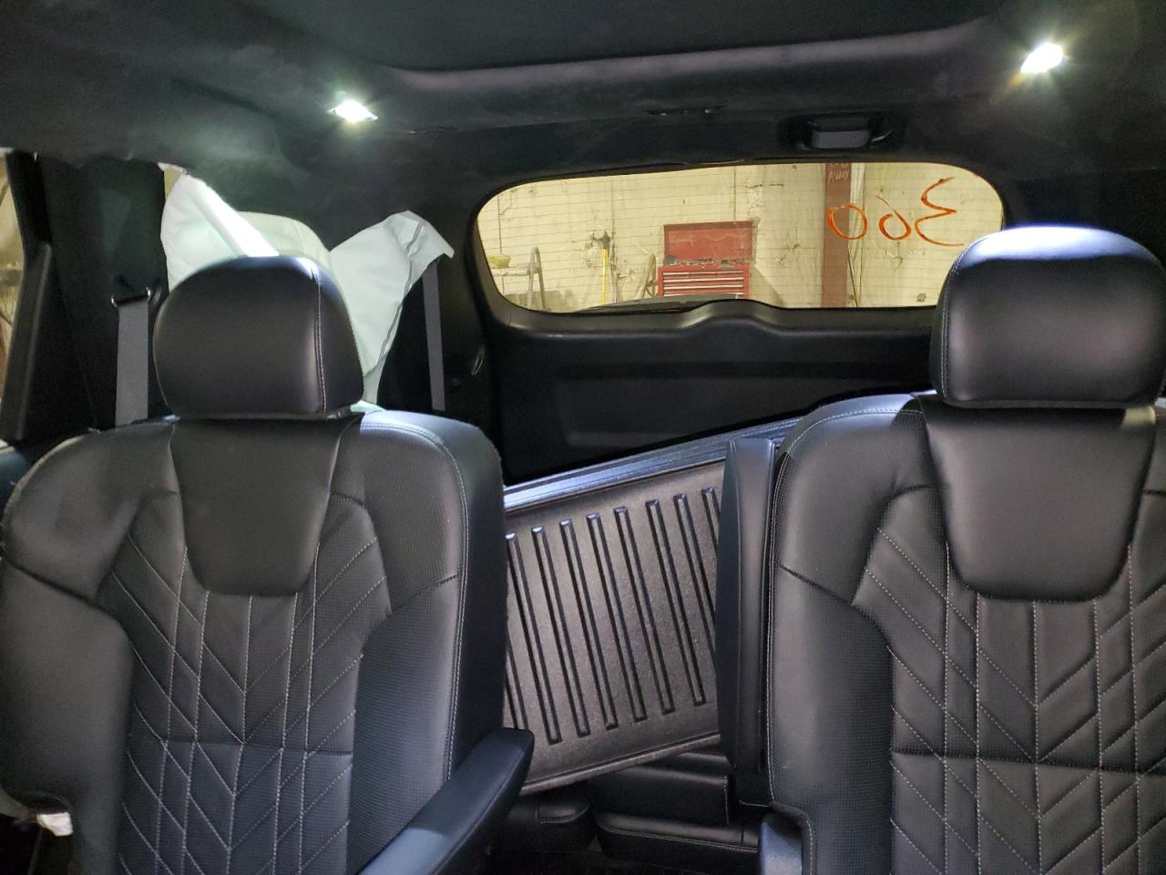 2023 Kia Telluride - Image 10