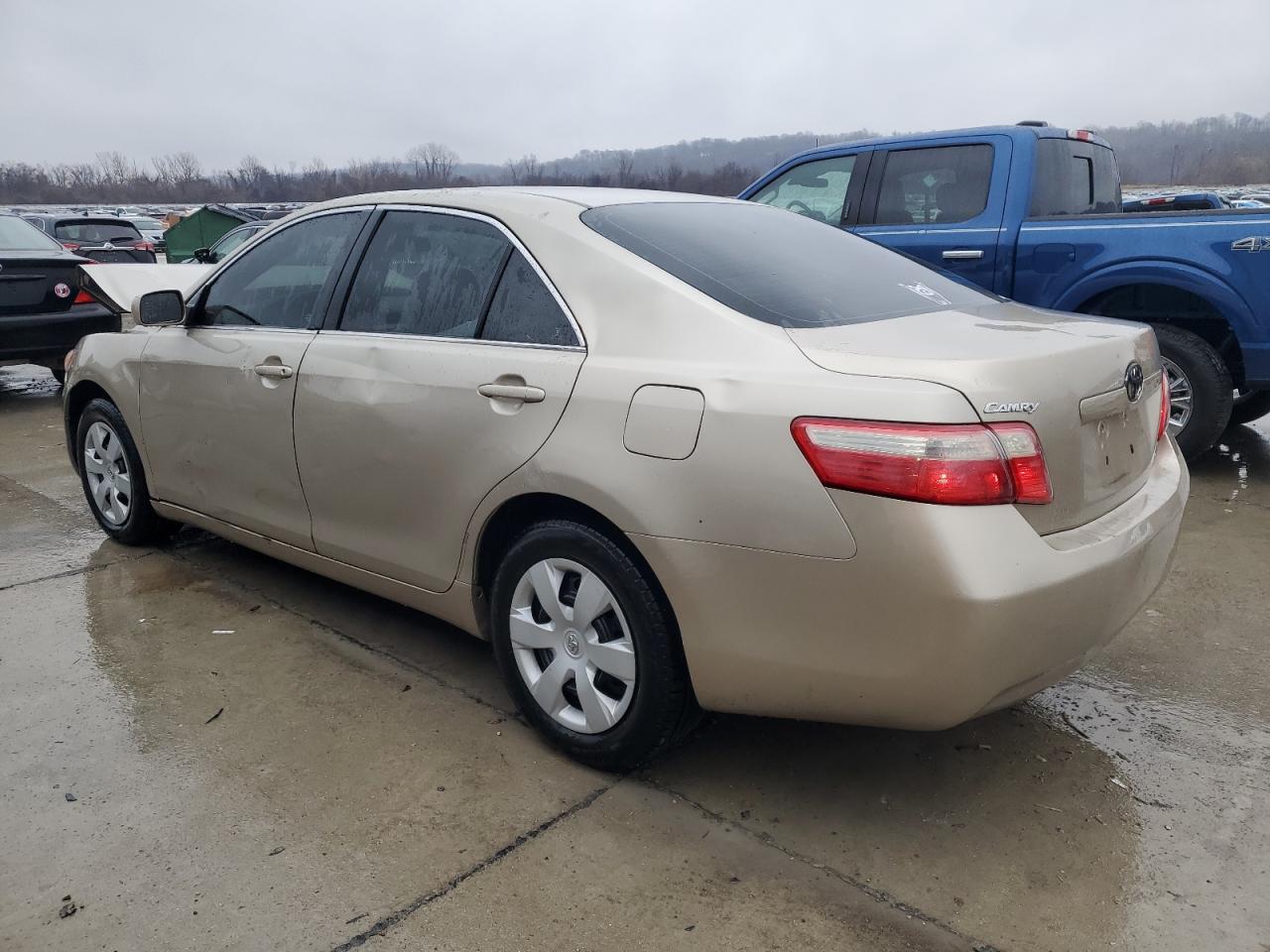 2008 Toyota Camry - Image 2