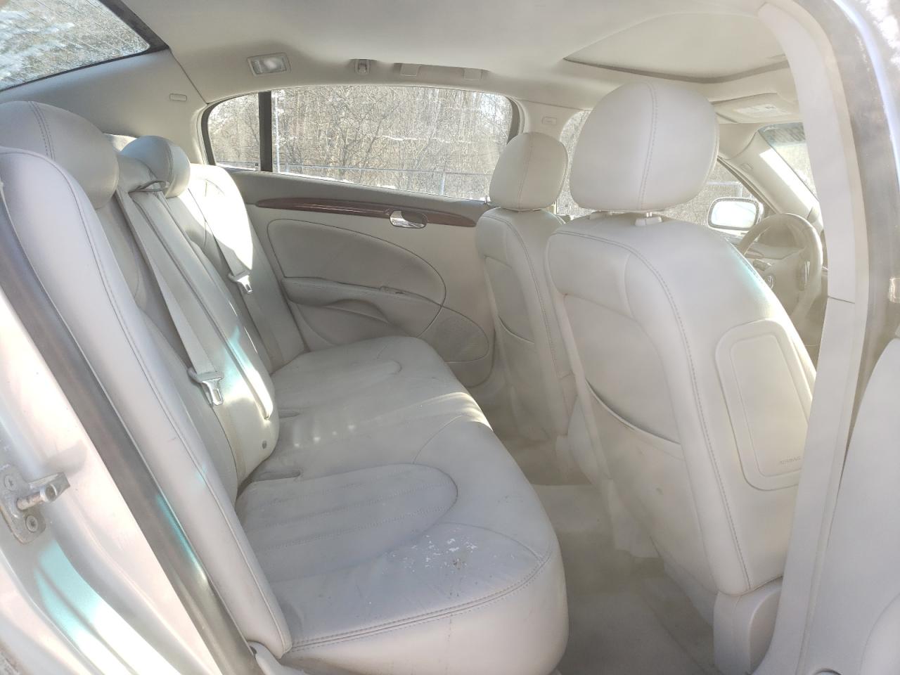 2008 Buick Lucerne - Image 10