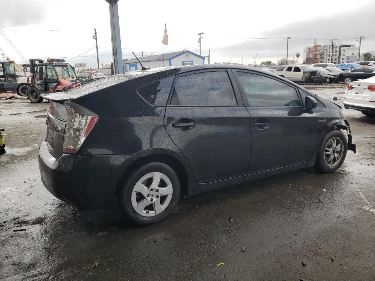 2010 Toyota Prius - Image 3