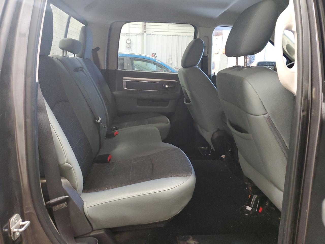 2014 RAM 1500 - Image 10