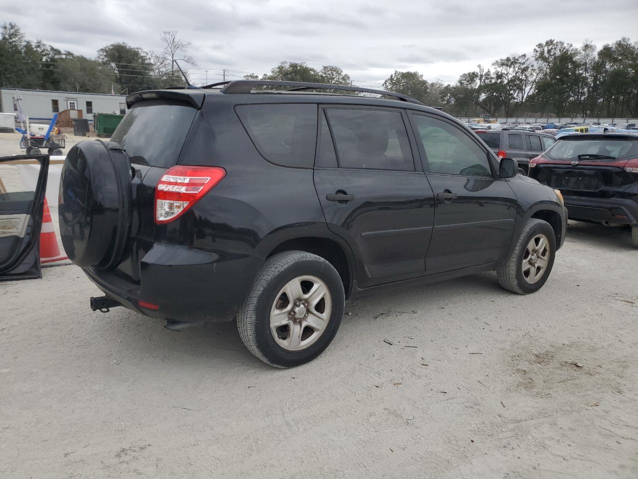2009 Toyota RAV 4 - Image 3