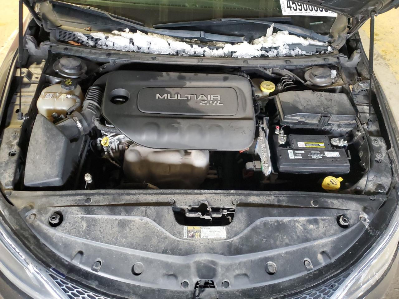 2015 Chrysler 200 - Image 12