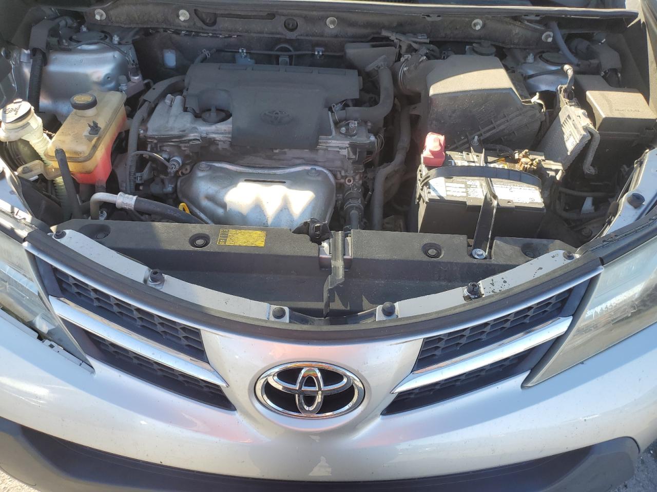 2013 Toyota RAV 4 - Image 13