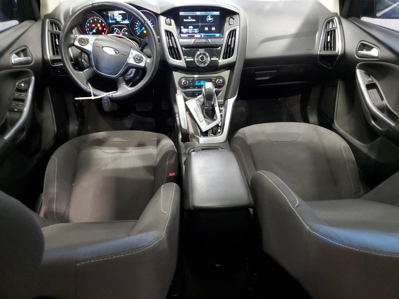 2012 Ford Focus Titanium VIN: 1FAHP3J22CL277452 Lot: 47232385