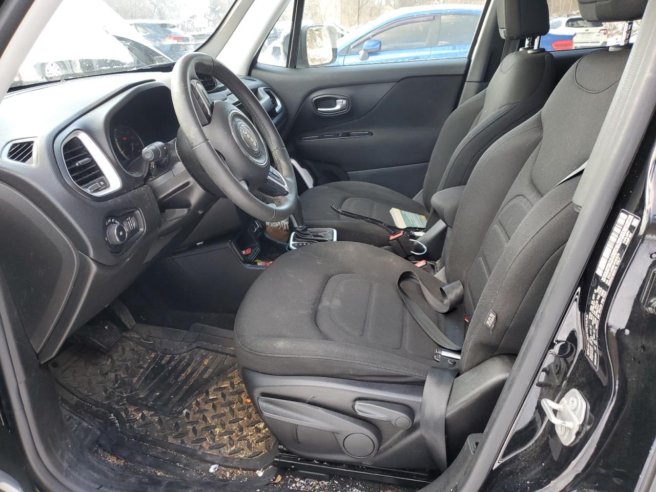 2018 Jeep Renegade - Image 7
