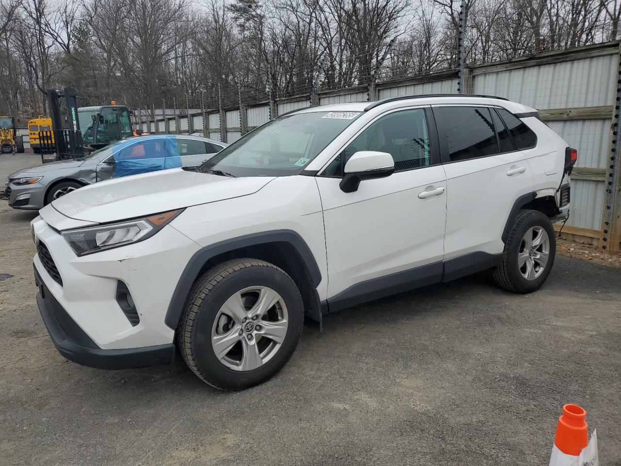 2021 Toyota RAV 4 - Image 1