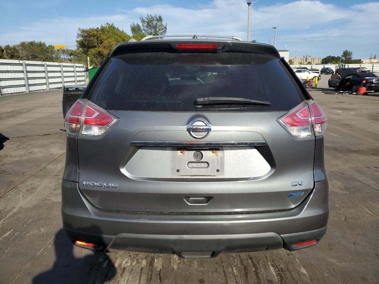 2014 Nissan Rogue - Image 6