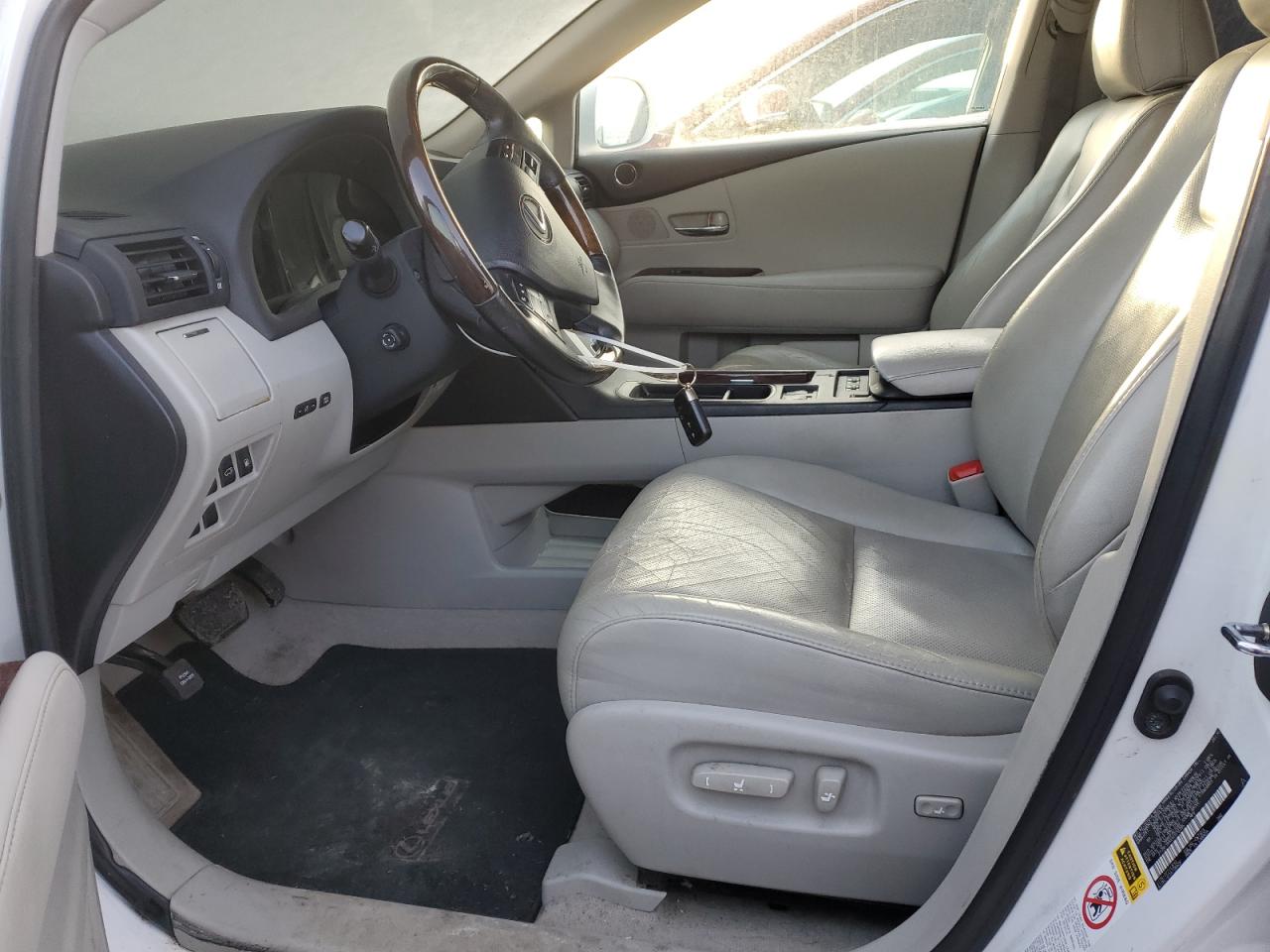 2010 Lexus RX - Image 7