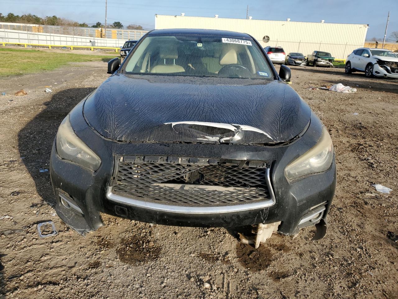 2015 Infiniti Q50 - Image 5