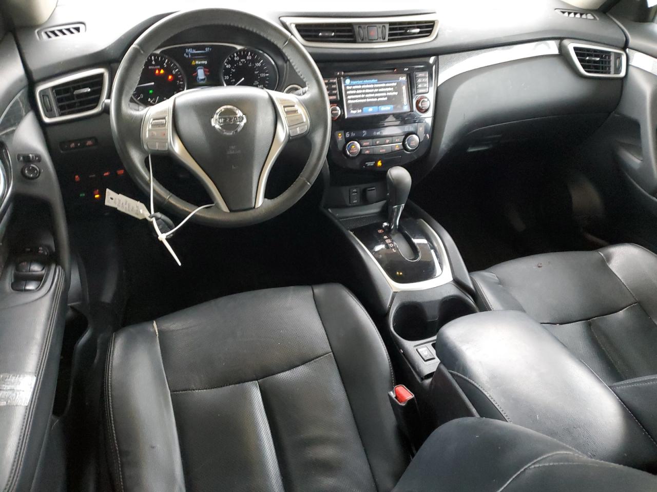 2016 Nissan Rogue - Image 8