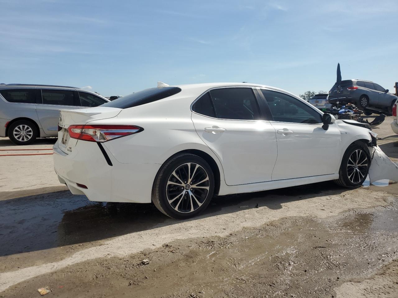 2020 Toyota Camry - Image 3