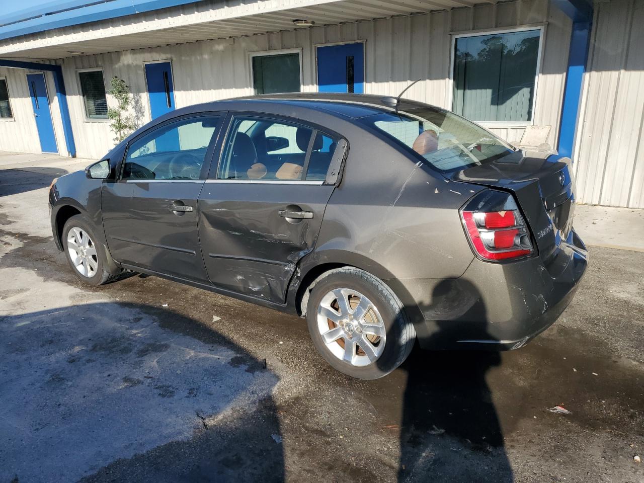 2008 Nissan Sentra - Image 2
