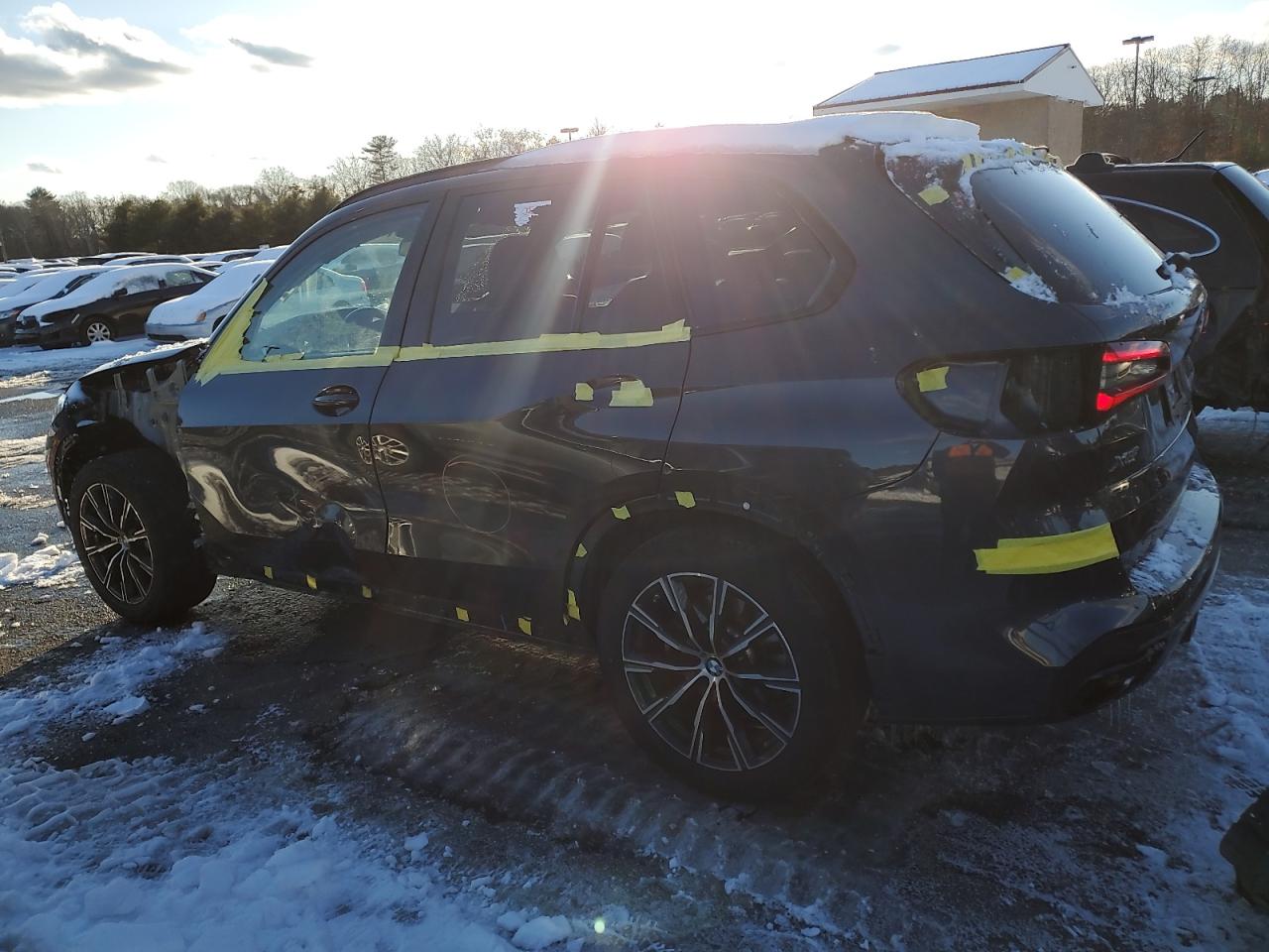 2022 BMW X5 - Image 2