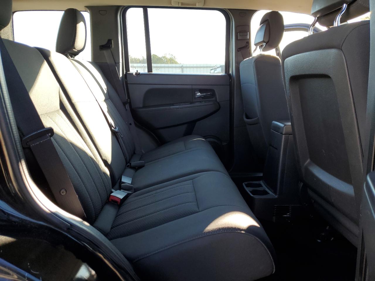 2011 Jeep Liberty (North America) - Image 11