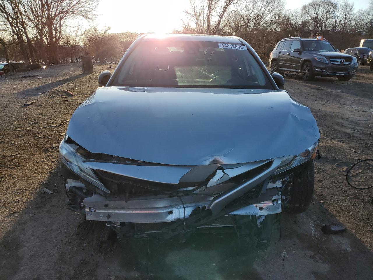 2019 Toyota Camry - Image 5