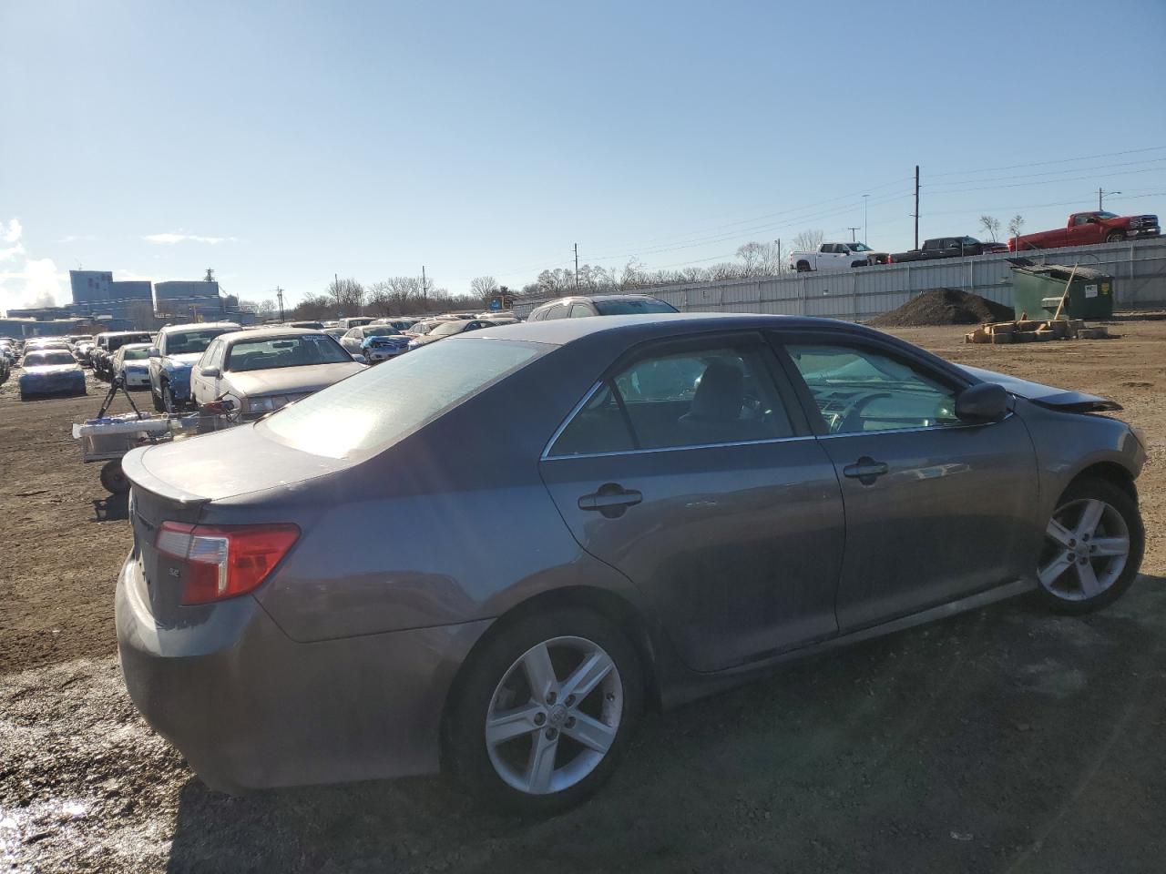 2014 Toyota Camry - Image 3