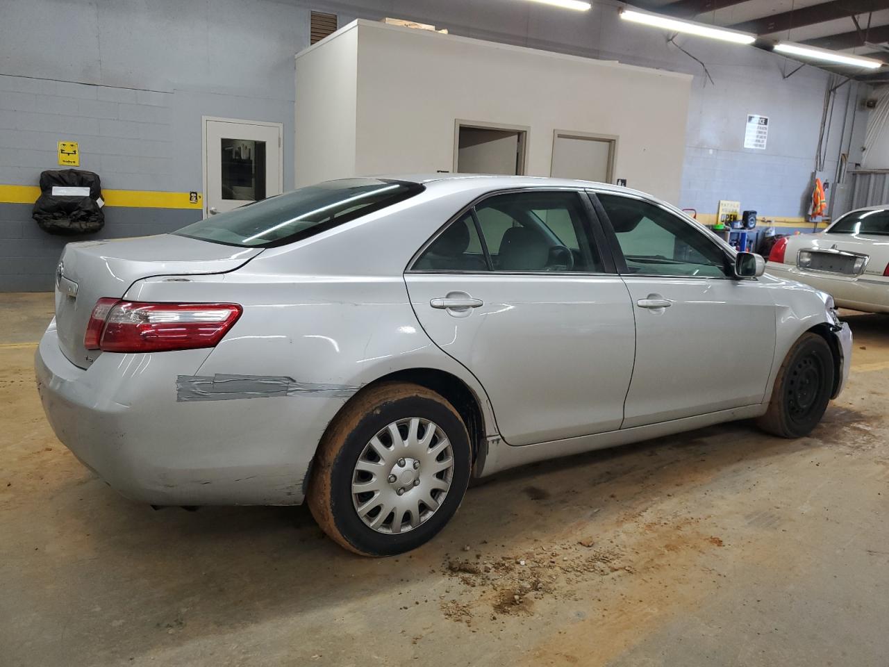 2009 Toyota Camry - Image 3