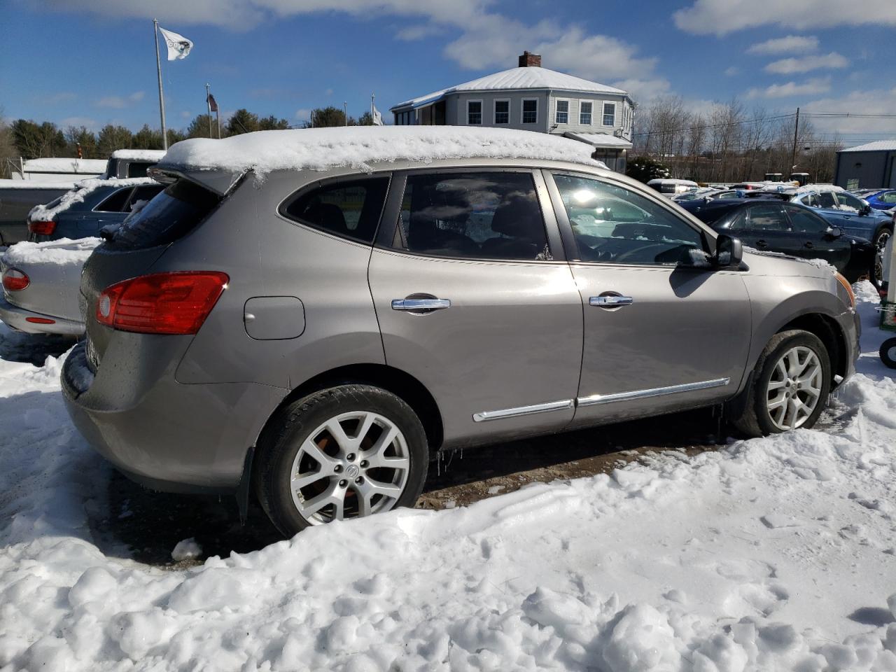 2011 Nissan Rogue - Image 3