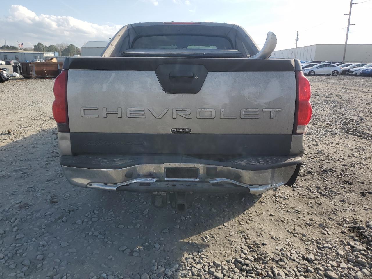 2006 Chevrolet Avalanche - Image 6