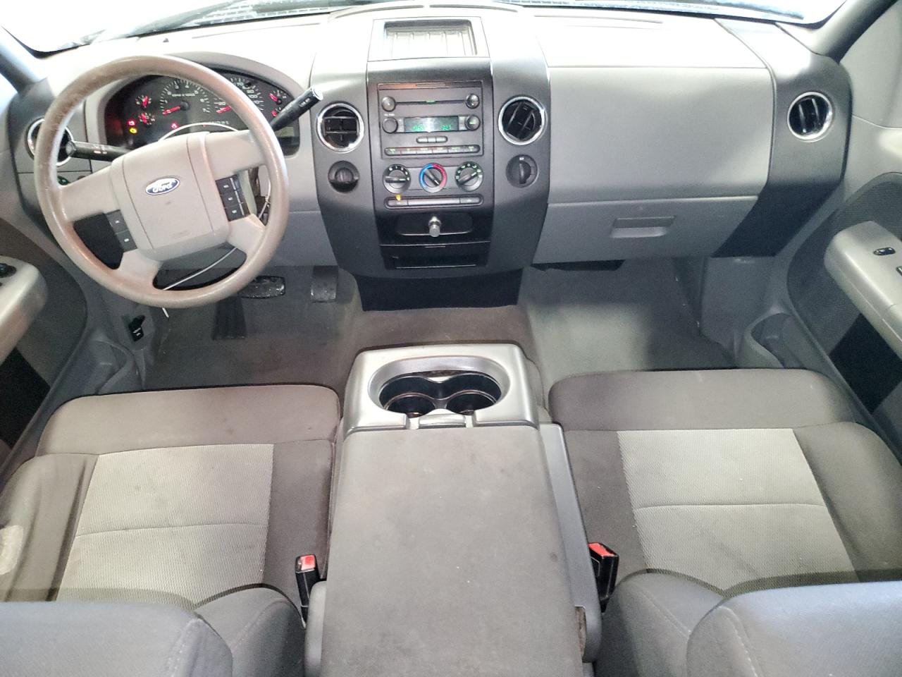 2005 Ford F-150 - Image 8
