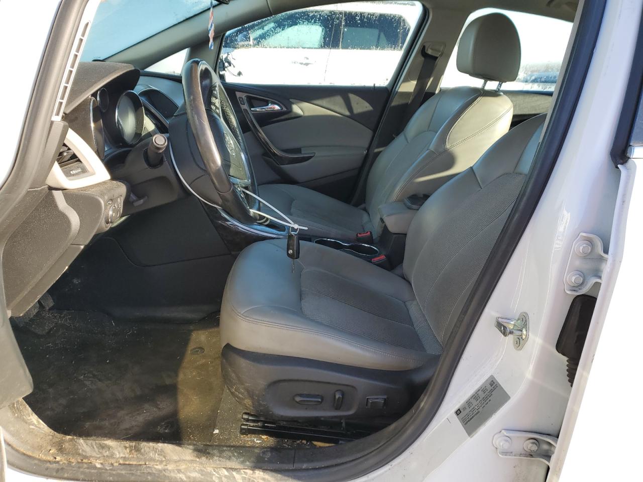 2017 Buick Verano - Image 7