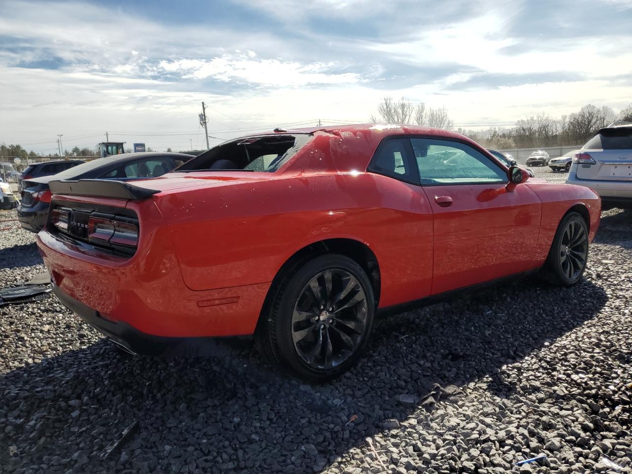 2019 Dodge Challenger - Image 3