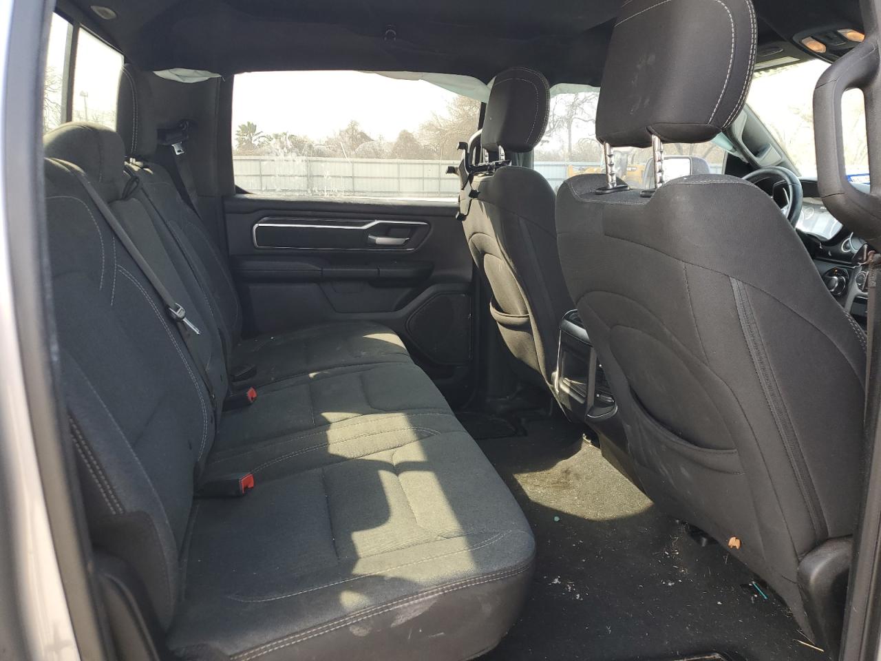 2019 RAM 1500 - Image 10