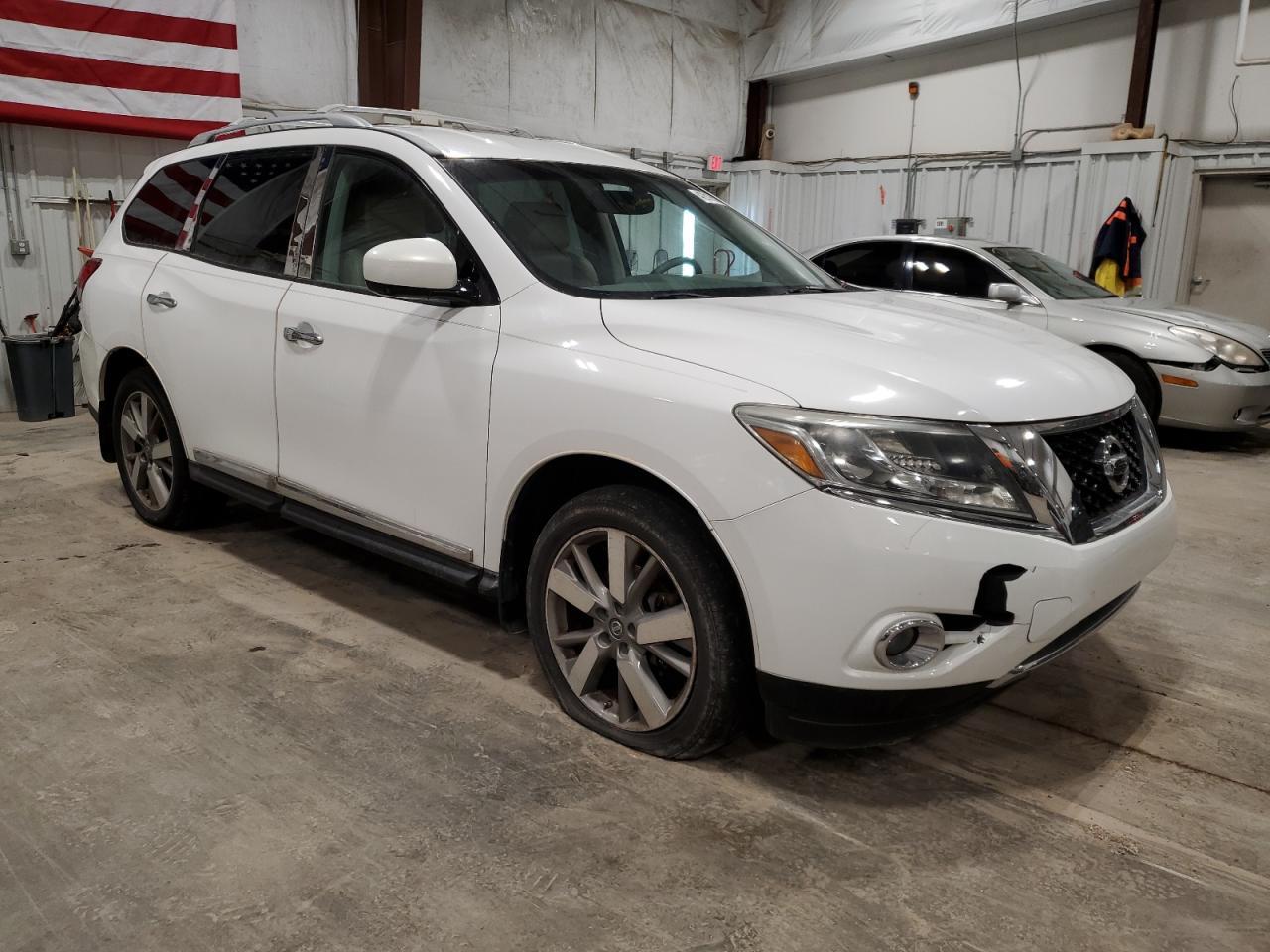 2013 Nissan Pathfinder - Image 4