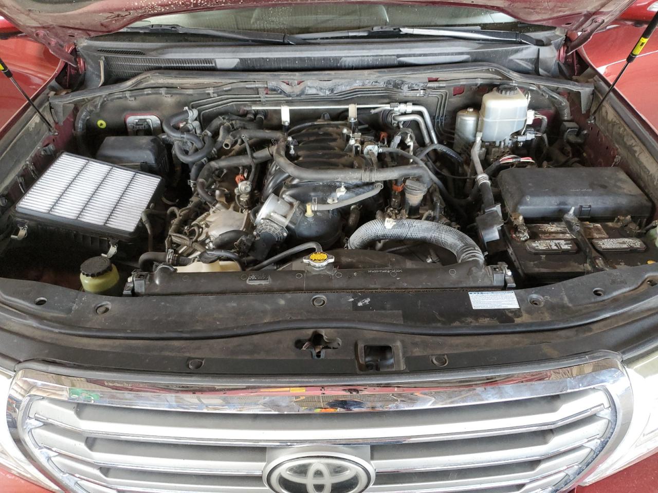 2015 Toyota Land Cruiser - Image 12
