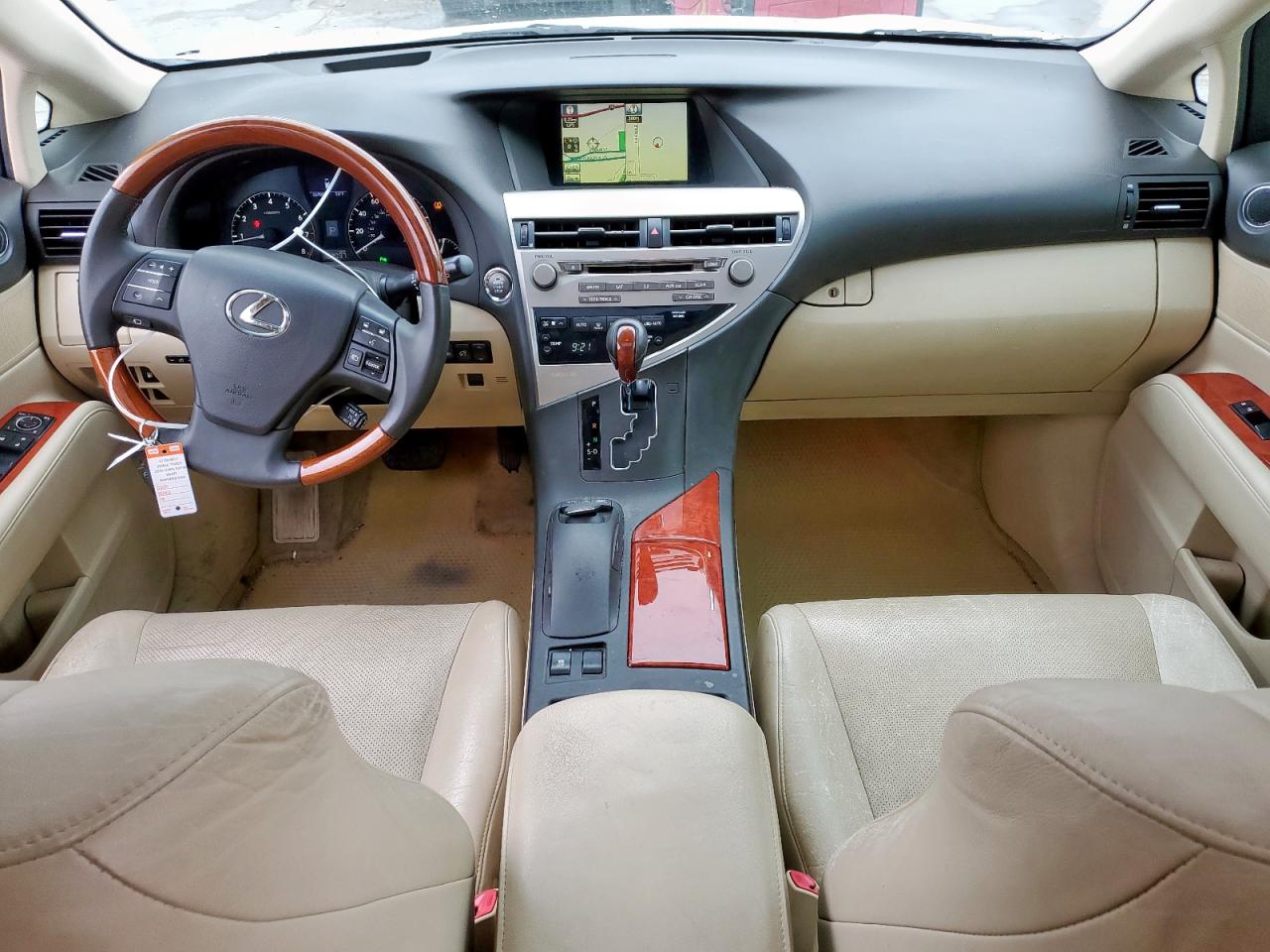 2010 Lexus RX - Image 8